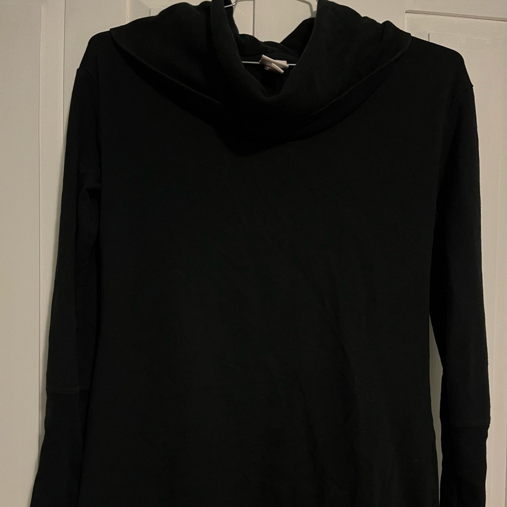 Merona Ladies Long Sleeve Sweatshirt With Droopy Neck - Size Medium - Black